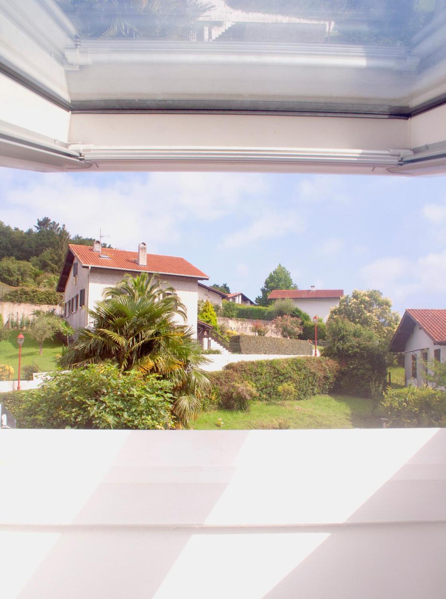 Loft Frontiere Montagne Et Plage Urrugne Eksteriør bilde